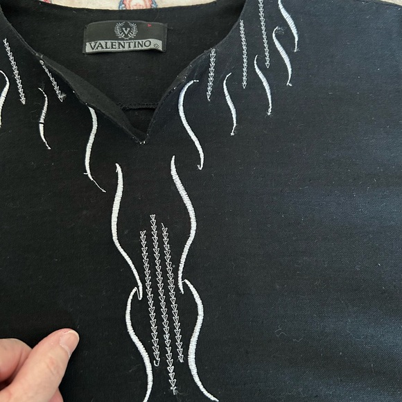 Valentino embroidered 100% cotton shirt -pre fall 2018 collection - Picture 3 of 4